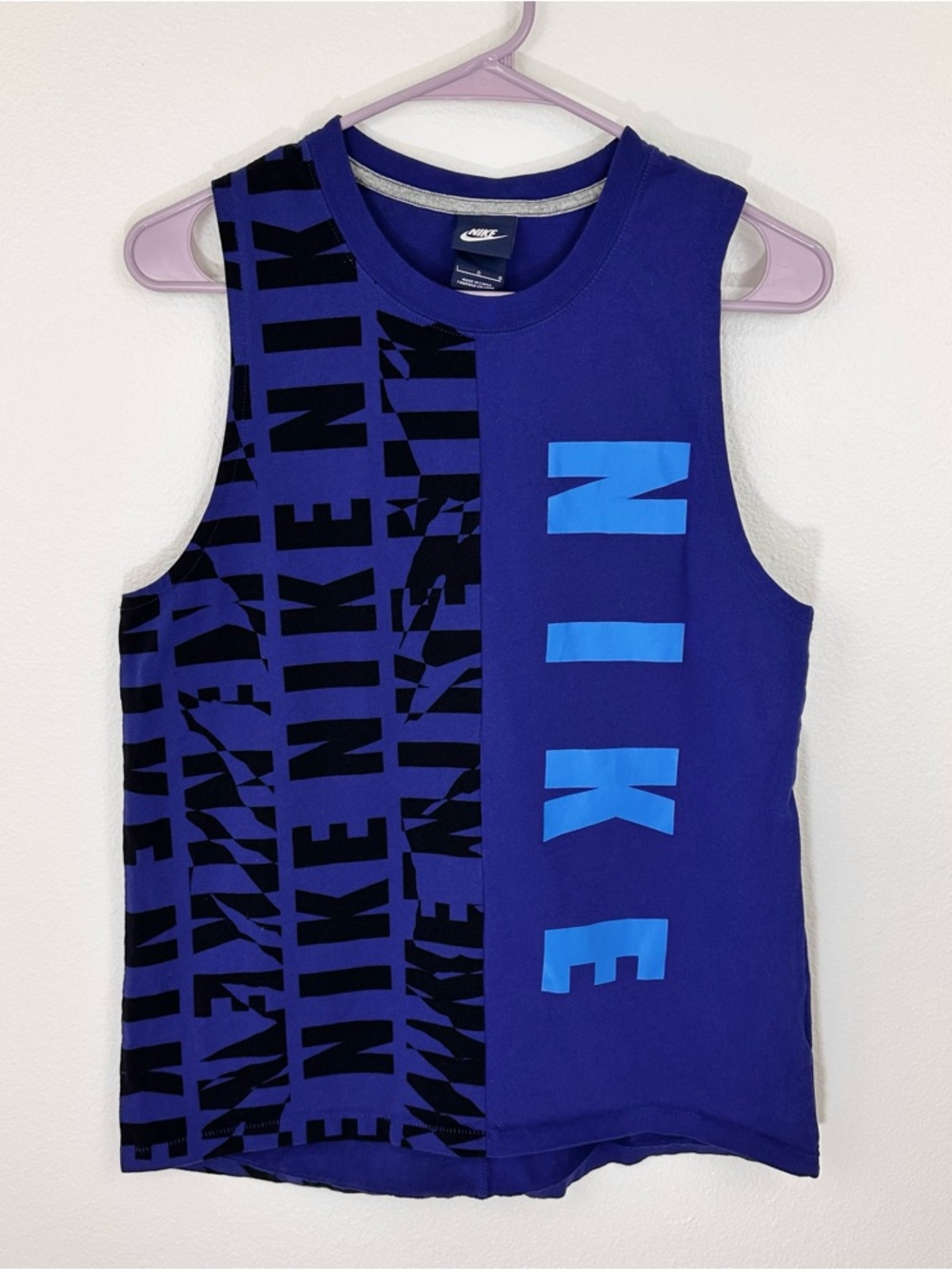Nike Graphic Tank Top Women’s Large 100% Cotton Sleeveless Athletic Casual